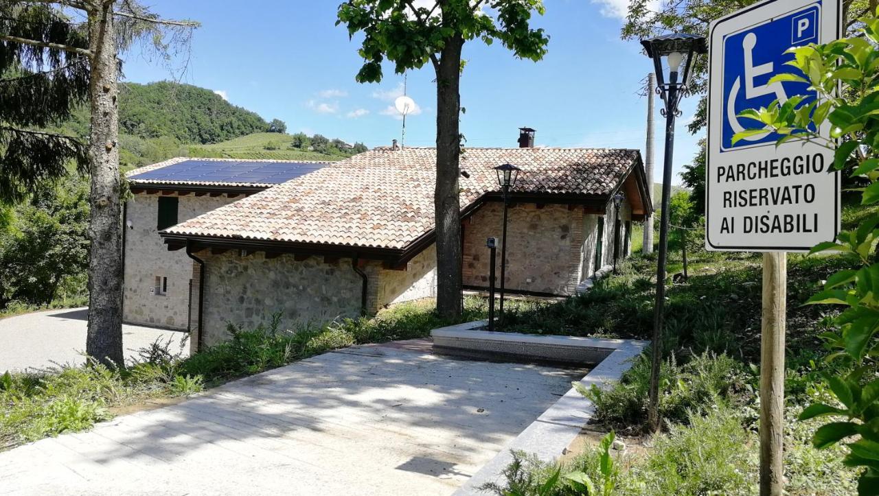 Parco Di Montebello Quattro Castella ภายนอก รูปภาพ